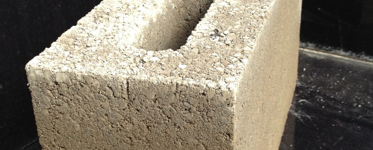 140mm Hollow Concrete Blocks - Banner